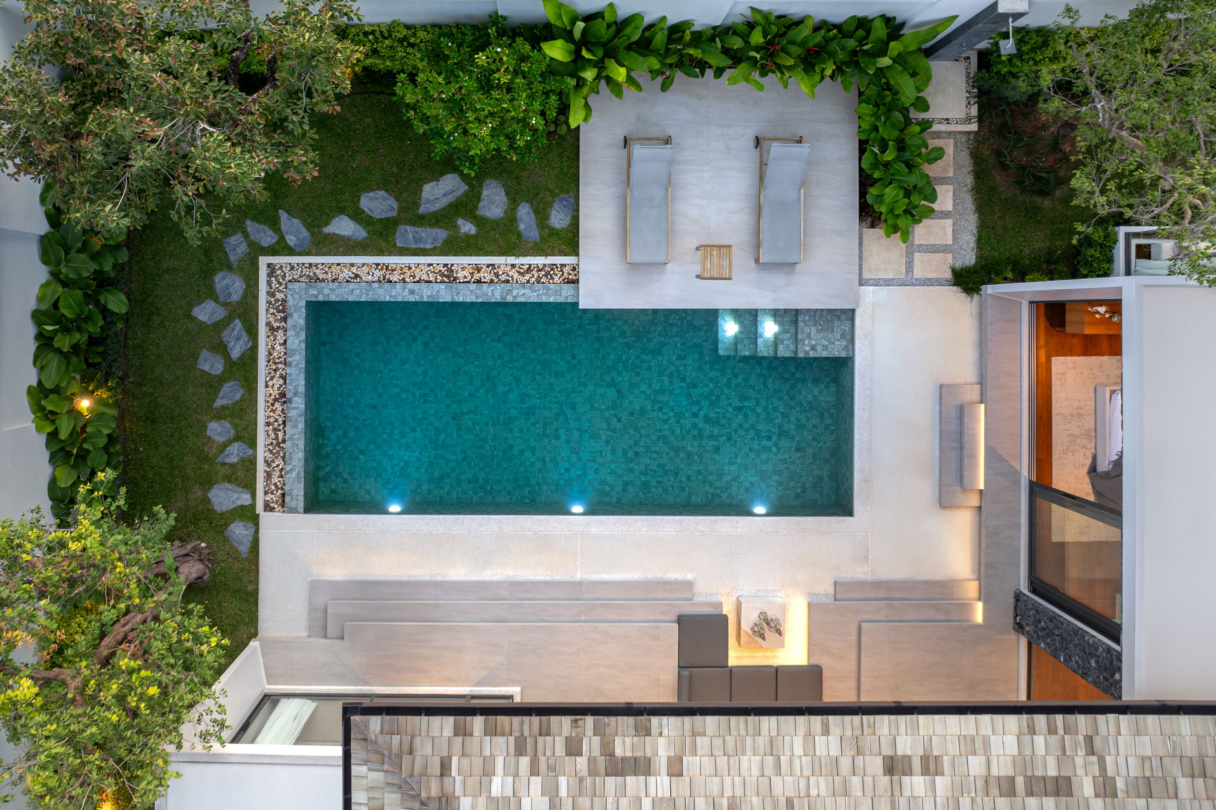 Botanica Four Seasons 11